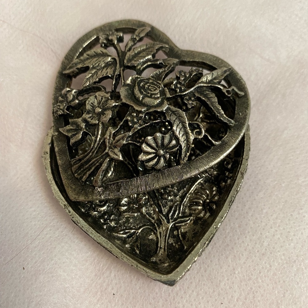 EUC: HEART Trinket Box